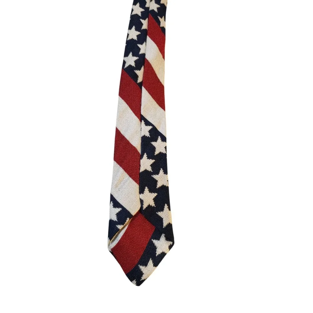 Vintage Rhynecliffe Mens Tie Necktie Designer Red White Blue‎ American Flag